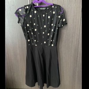 Little daisy black summer dress with mesh sleeves
